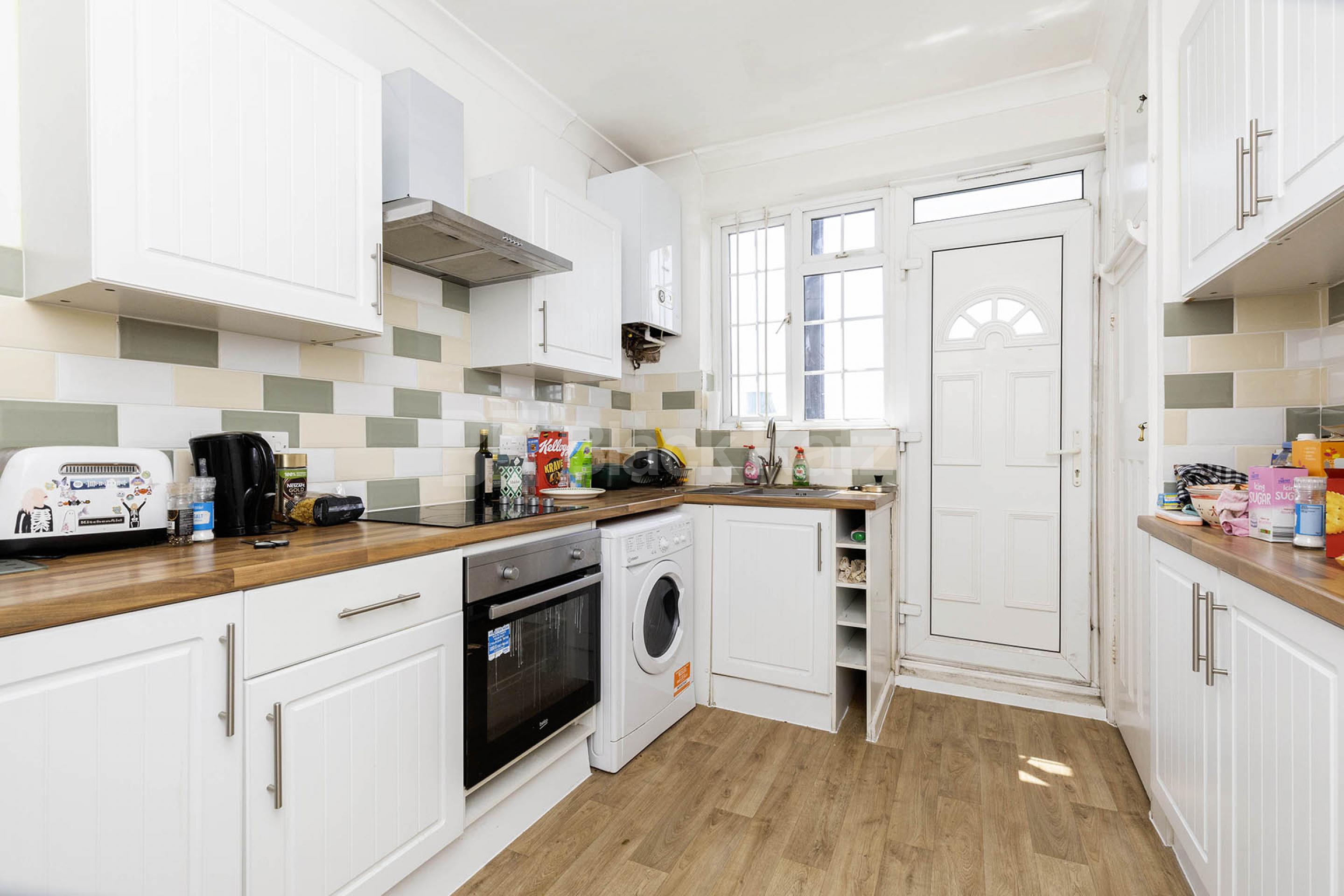 Modern Apartment Ormiston Grove, Shepherds Bush W12